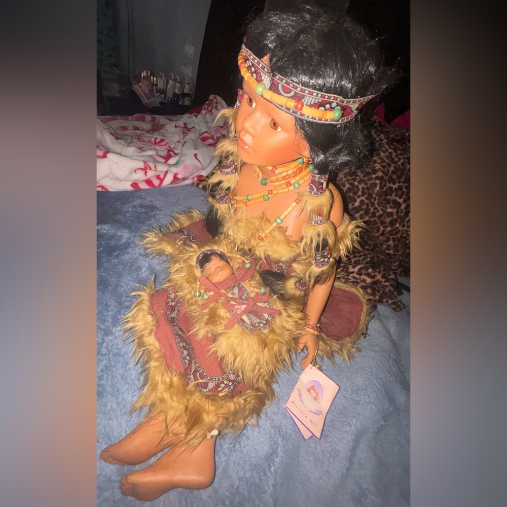 RARE One out of 2000 Worldwide Vintage Limited Edition Jessie Porcelain Doll.